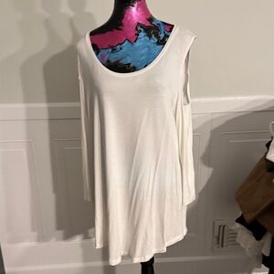 JM Collection White Sleeveless Top